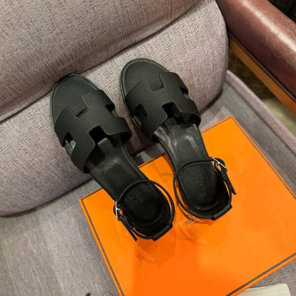 Hermès Santorini Sandals black - Image 2
