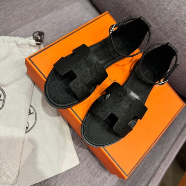 Hermès Santorini Sandals black - Image 3