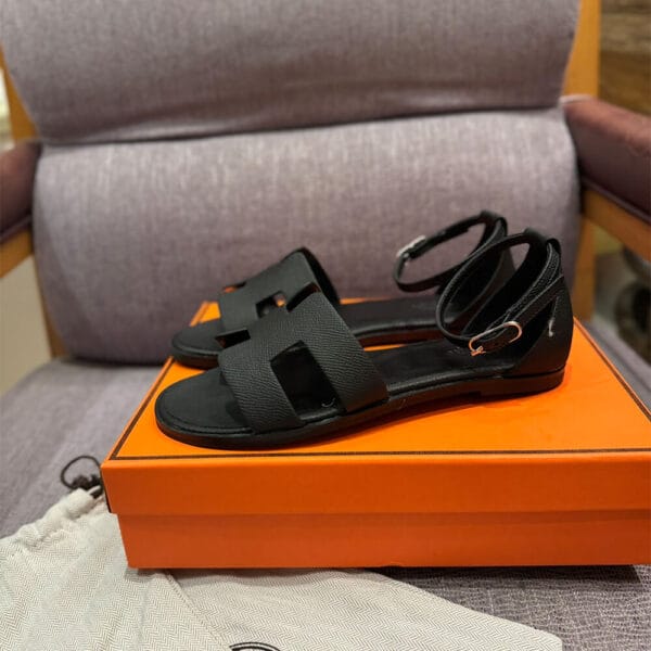 Hermès Santorini Sandals black - Image 4