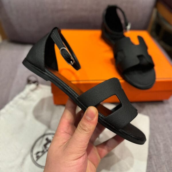Hermès Santorini Sandals black - Image 6