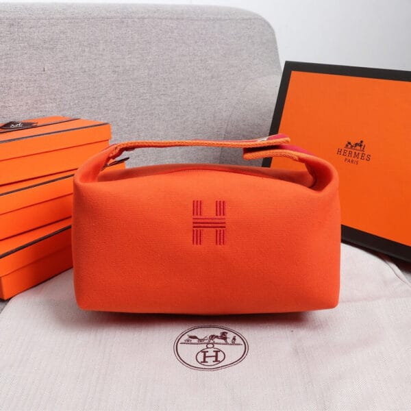 Hermes toiletery bag Khaki - Image 2