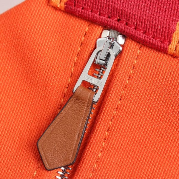 Hermes toiletery bag Khaki - Image 7