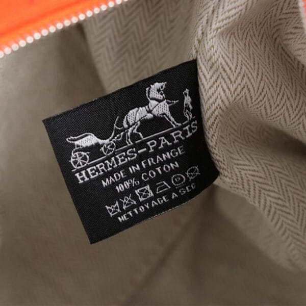 Hermes toiletery bag Khaki - Image 8