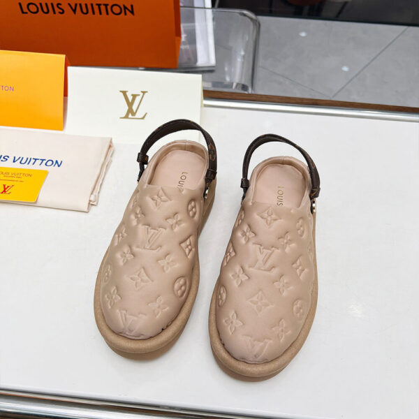 LV Aspen Platform Clog Beige - Image 3