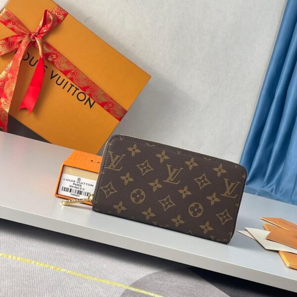 LV Zippy Wallet black - Image 2