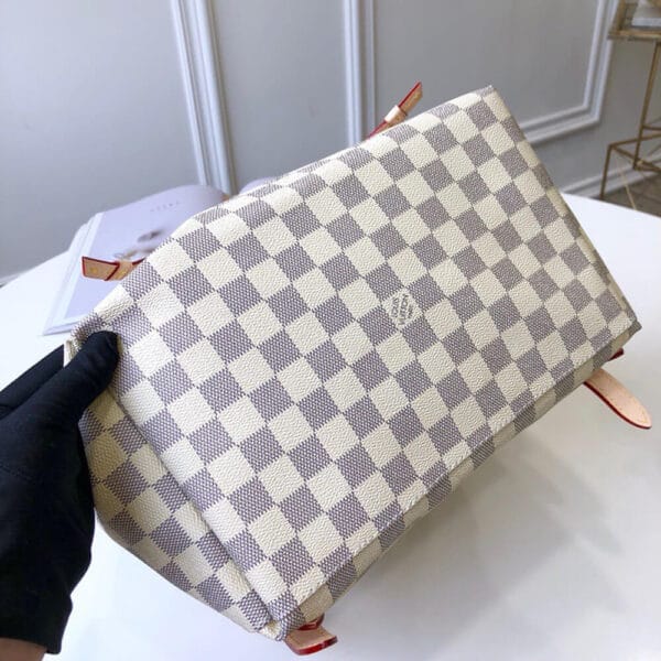 Louis Vuitton SPERONE Beige - Image 5