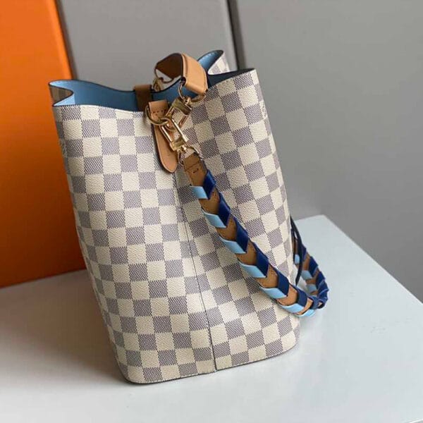 Louis Vuitton NeONOe MM Beige - Image 4