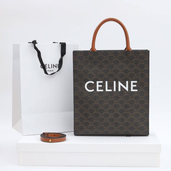 CELINE Vertical Cabas bag in calfskin with logo print and Celine print black - Image 2