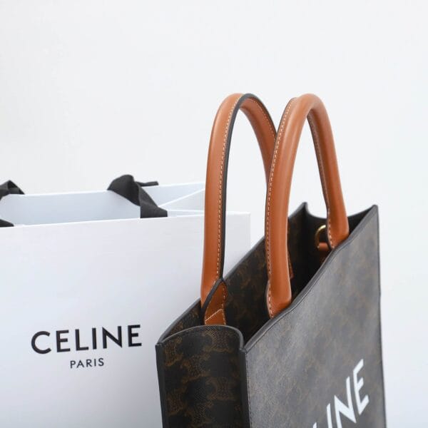 CELINE Vertical Cabas bag in calfskin with logo print and Celine print black - Image 6