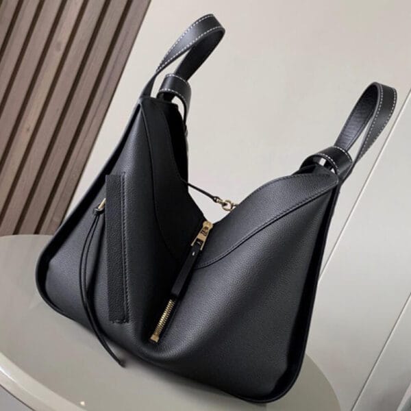 Loewe Small Hammock bag in soft grained calfskin black - Image 3