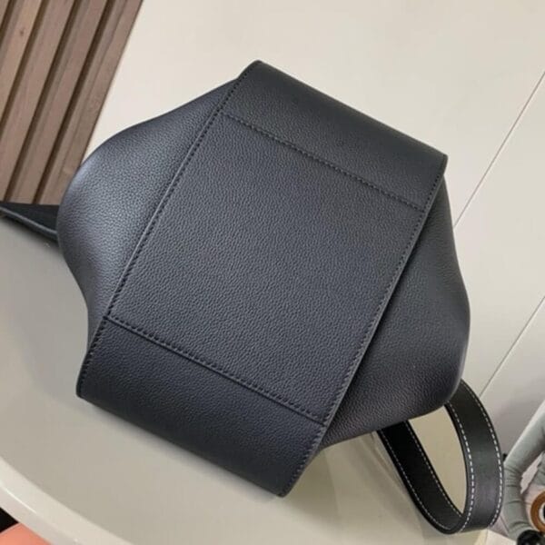 Loewe Small Hammock bag in soft grained calfskin black - Image 5