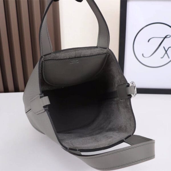 Hermes loop bag black - Image 8