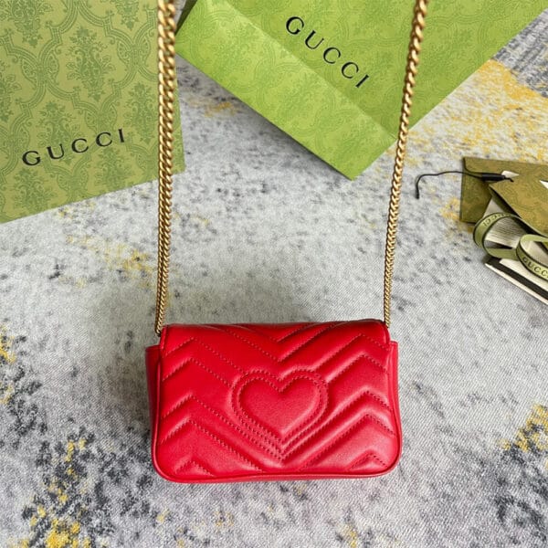 GG Marmont matelasse leather super mini bag Khaki - Image 5