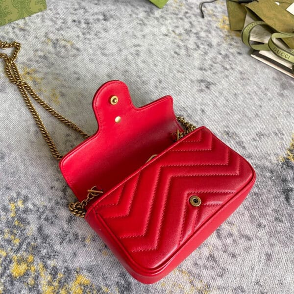 GG Marmont matelasse leather super mini bag Khaki - Image 7