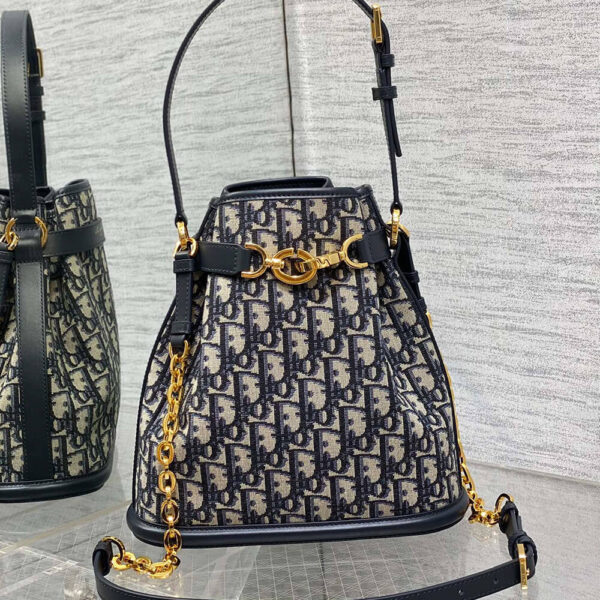 Medium C’est Dior Bag black - Image 2