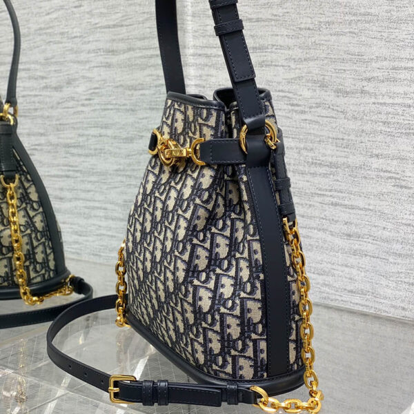 Medium C’est Dior Bag black - Image 3