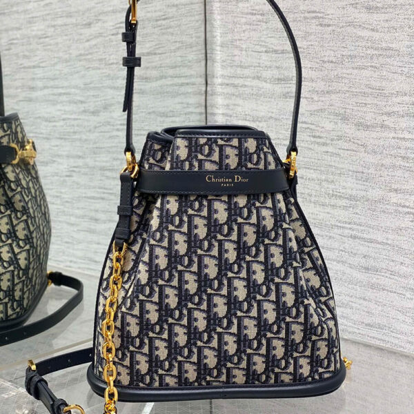 Medium C’est Dior Bag black - Image 4