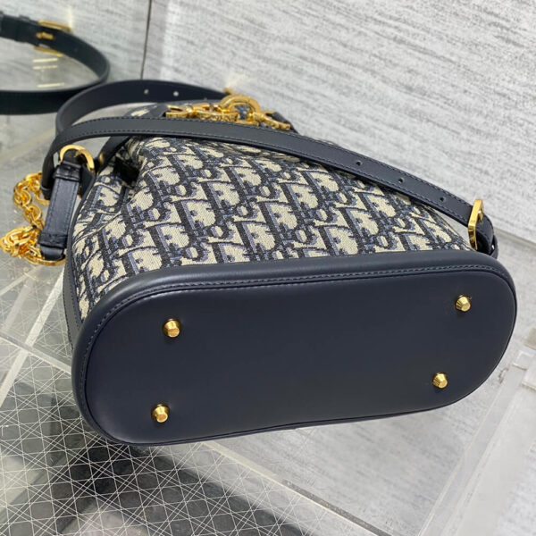 Medium C’est Dior Bag black - Image 5