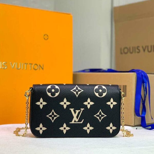 Louis Vuitton Felicie pochette bag black - Image 4