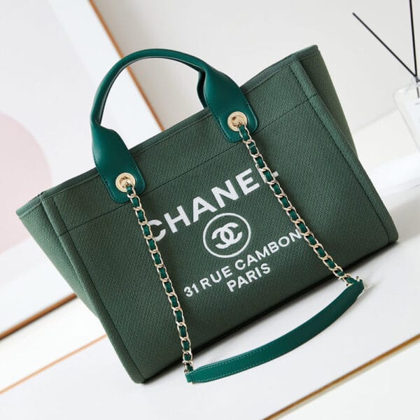 Chanel Small Tote Bag Green - Image 2