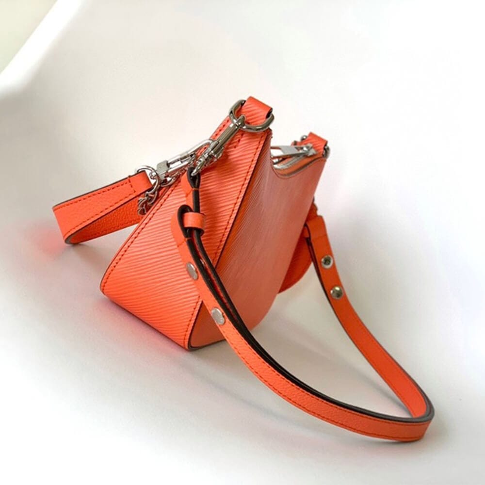 LV arellini Red - Image 3