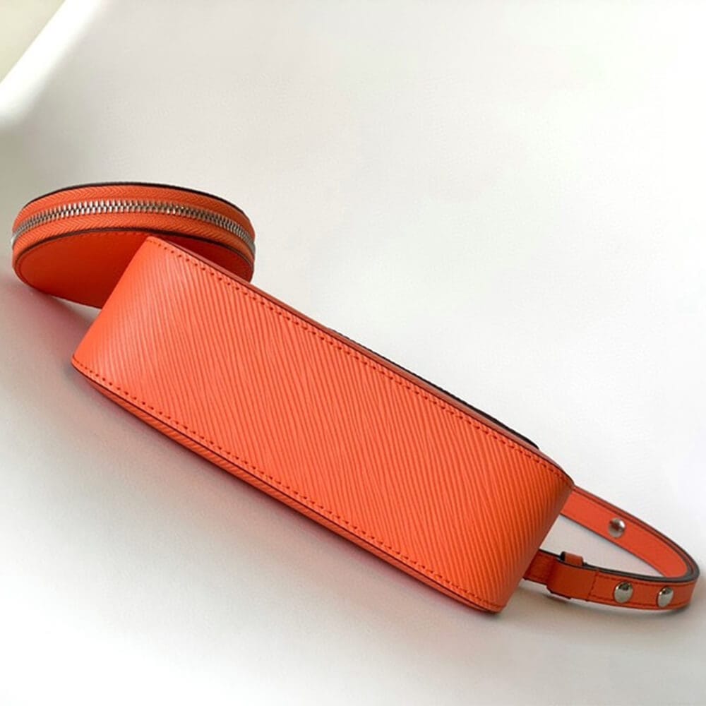 LV arellini Red - Image 5