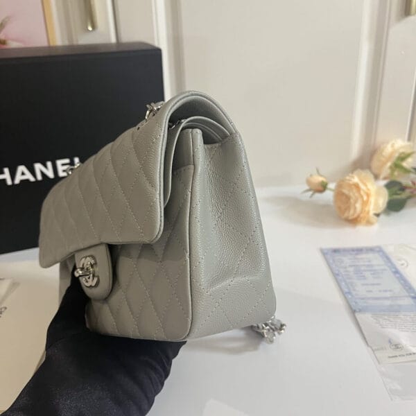 CHANEL SMALL CLASSIC HANDBAG Medium grey - Image 3