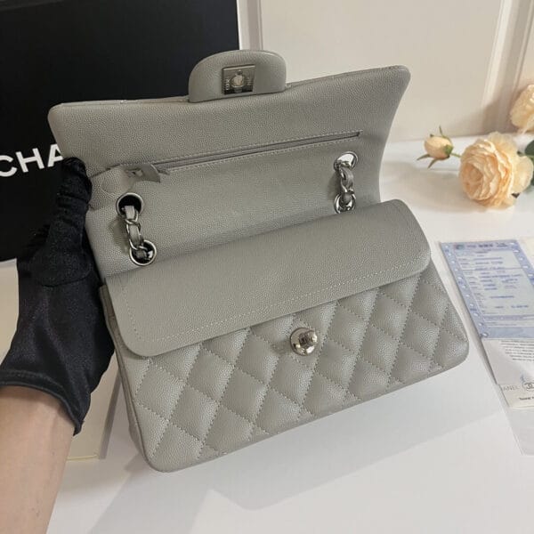 CHANEL SMALL CLASSIC HANDBAG Medium grey - Image 6