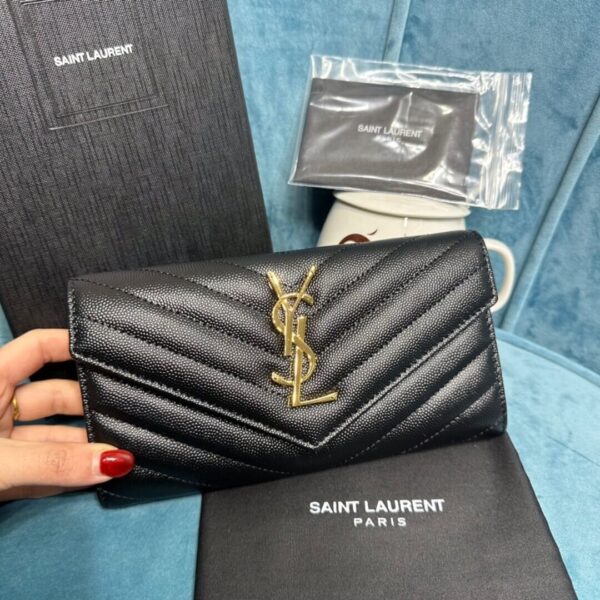 YSL CASSANDRE MATELASSÉ LARGE FLAP WALLET IN GRAIN DE POUDRE LEATHER black - Image 2