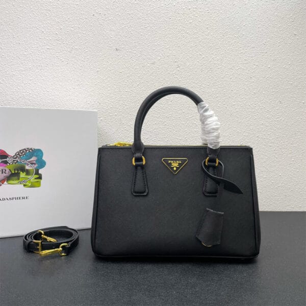 Large Prada Galleria Saffiano leather bag black - Image 2