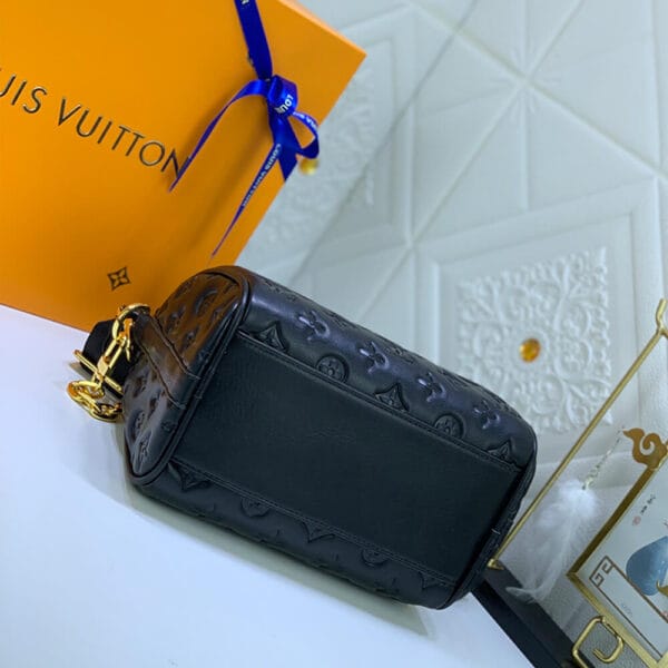 Louis Vuitton SPEEDY BANDOULIERE 22 black - Image 5