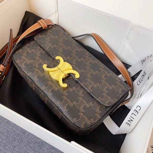 CELINE TRIOMPHE SHOULDER BAG black - Image 6