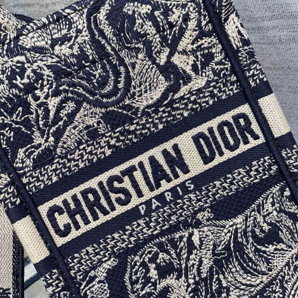 Mini Vertical Dior Book Tote black - Image 5