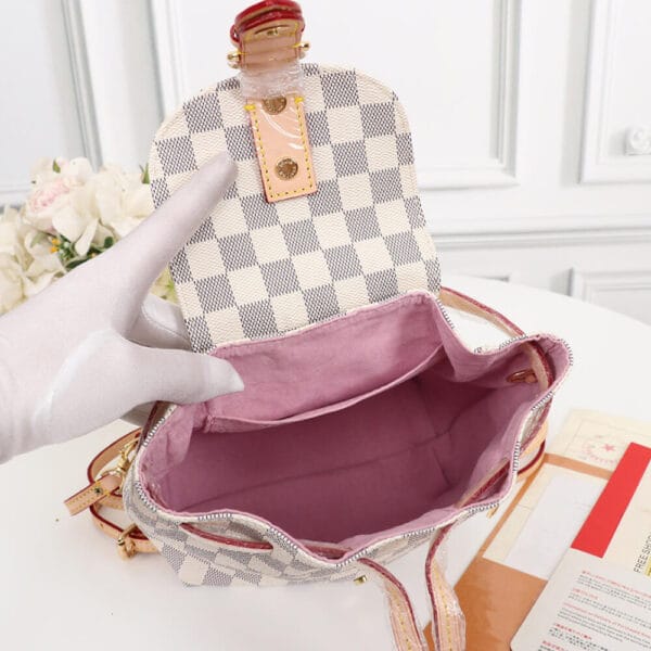 Louis Vuitton SPERONE BB Beige - Image 8