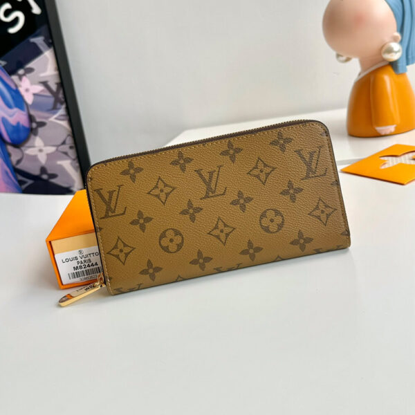 LV Zippy Wallet Khaki - Image 2