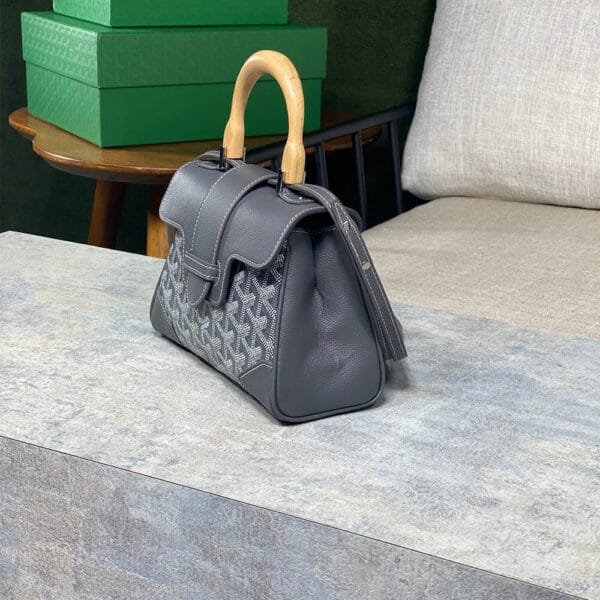 Goyard Saïgon Souple Mini Bag Medium grey - Image 3