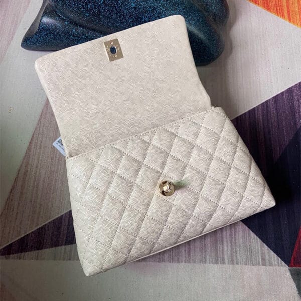 Chanel Coco handle flap shoulder bag PM Beige - Image 5