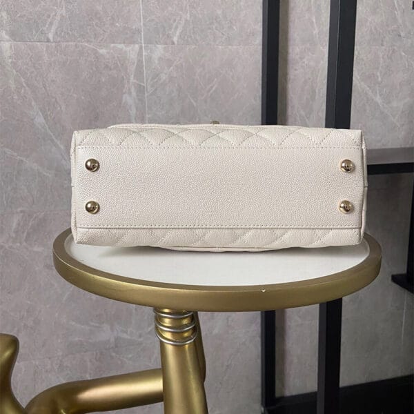 Chanel Coco handle flap shoulder bag PM Beige - Image 6