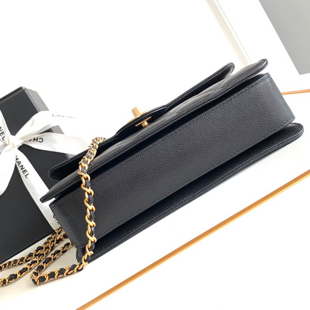 Chanel Large Handbag black - Image 6