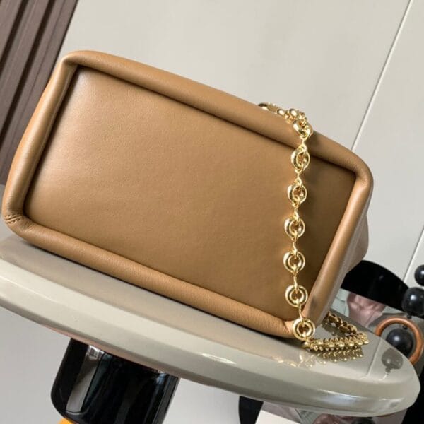 Loewe Small Squeeze bag in nappa lambskin Khaki - Image 5