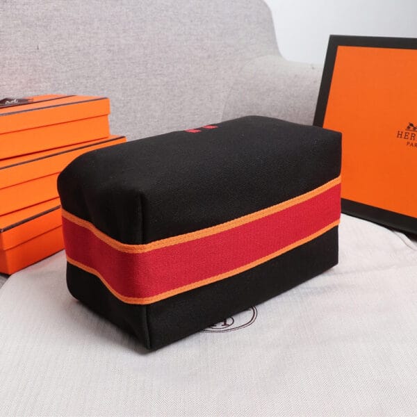Hermes toiletery bag black - Image 5