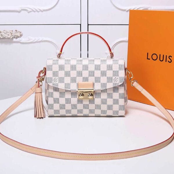 Louis Vuitton CROISETTE Beige - Image 2