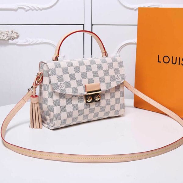 Louis Vuitton CROISETTE Beige - Image 3