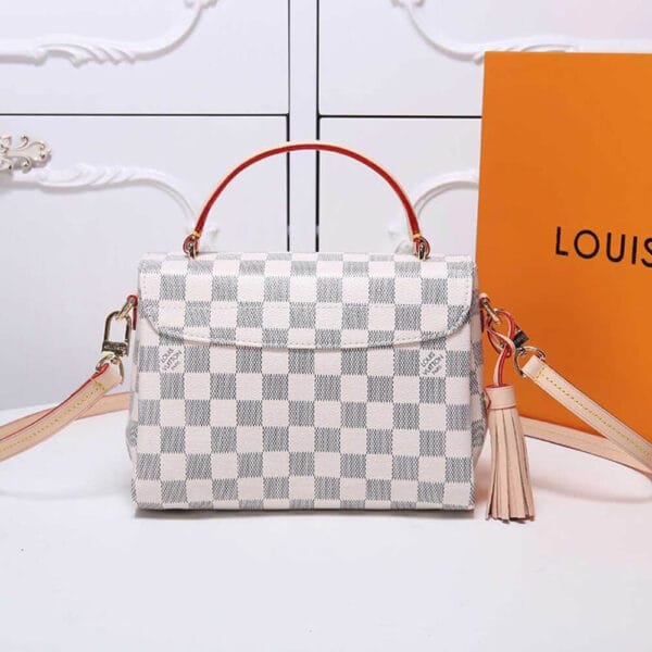 Louis Vuitton CROISETTE Beige - Image 4