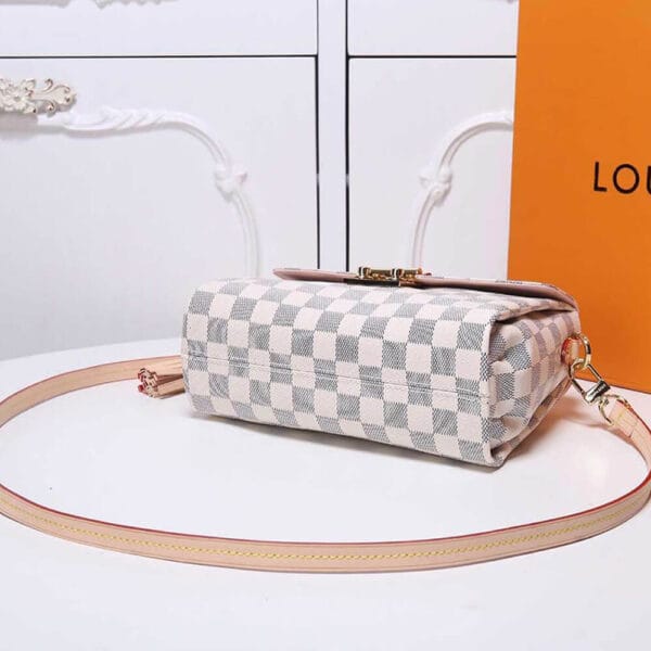 Louis Vuitton CROISETTE Beige - Image 5