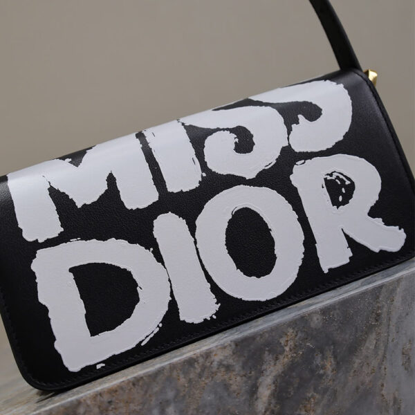 Miss Dior Flap Bag black - Image 4
