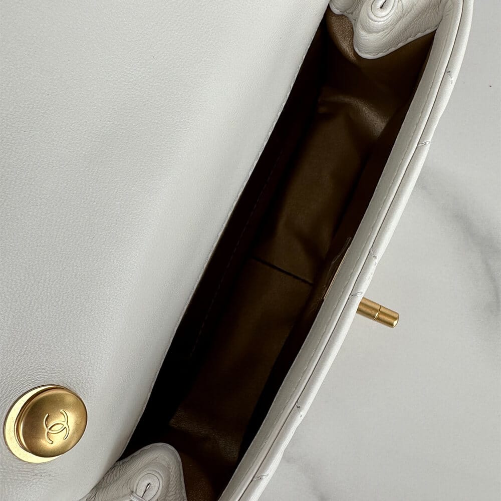 Chanel MINI FLAP BAG Beige - Image 9