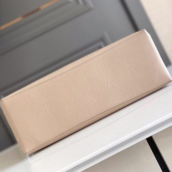 Louis Vuitton Lockme Shopper Bag Beige - Image 5