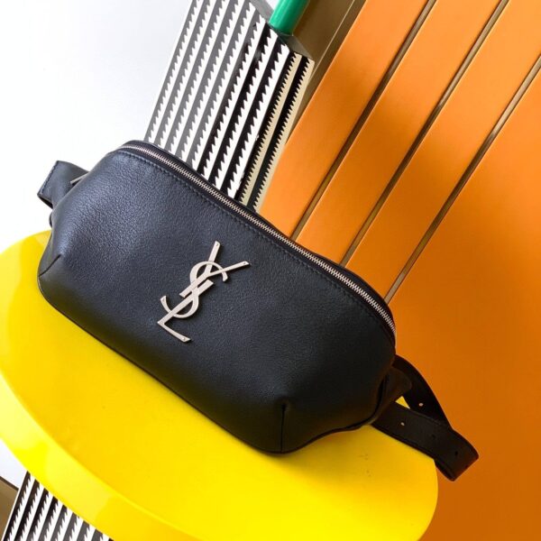 YSL CLASSIC MONOGRAM BELT BAG IN SOFT LAMBSKIN black - Image 2