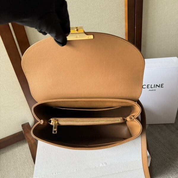 CELINE Medium size NINO bag in soft cow leather Lake Blue - Image 8
